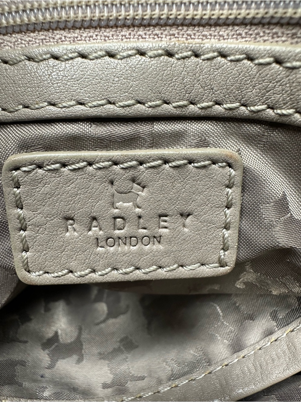 Radley London Pebbled Leather Satchel Crossbody Shoulder Bag Purse - Picture 10 of 10